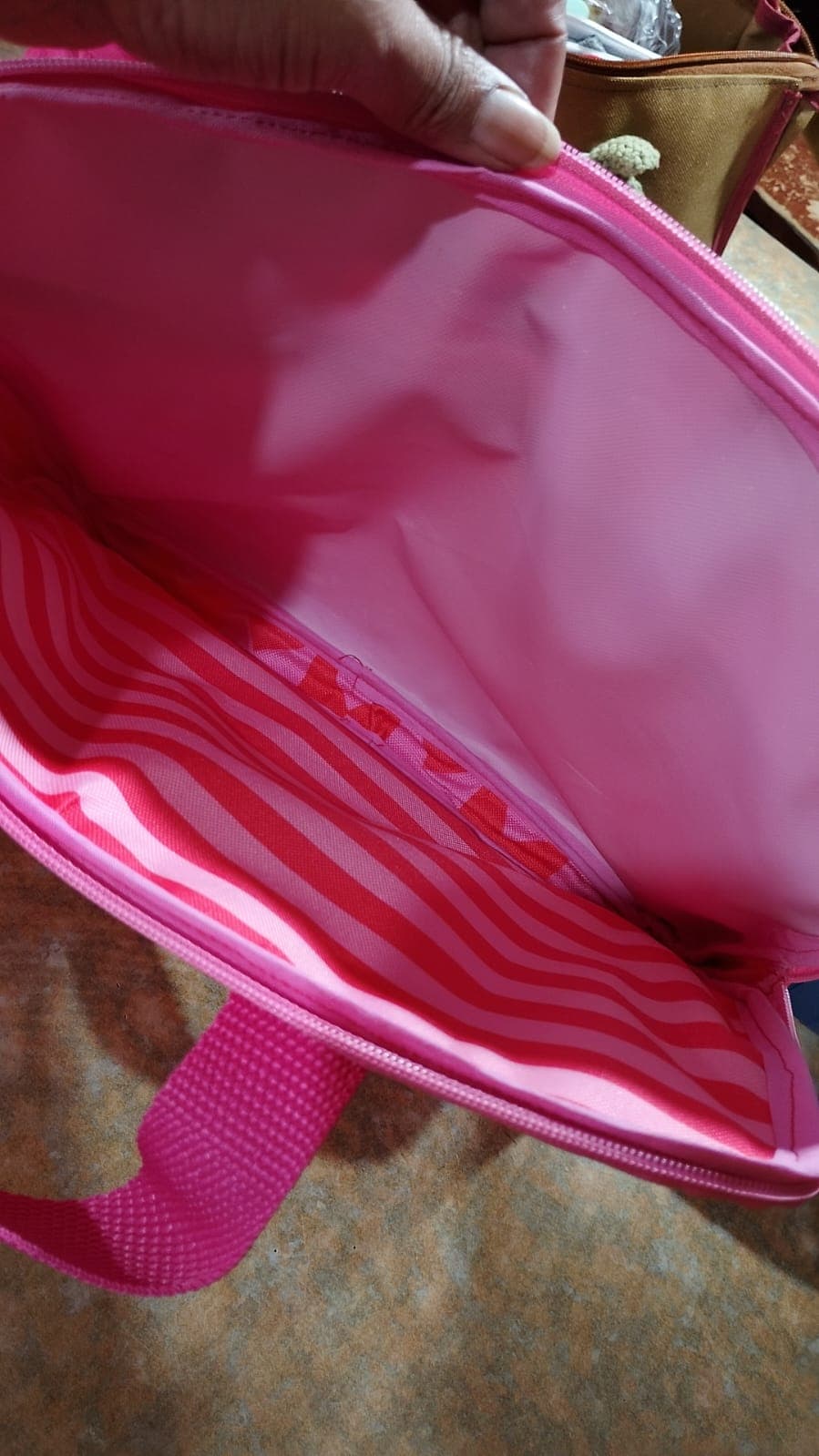 Porta notebooks / tablets – Modelo 2