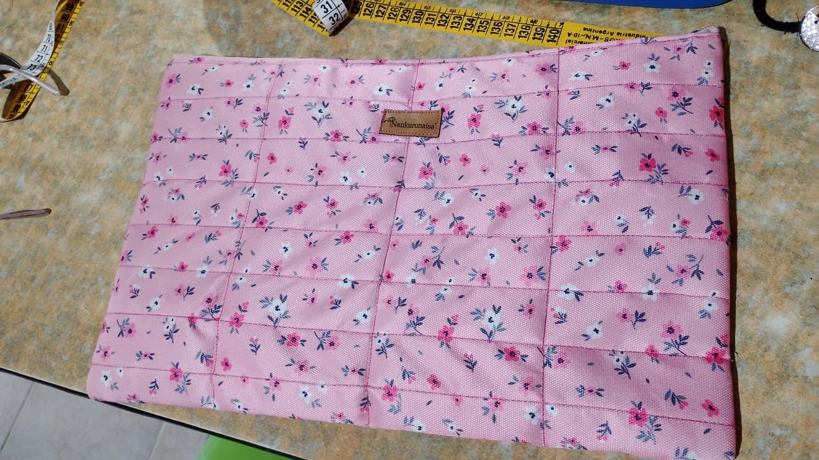 Porta notebooks / tablets – Modelo 3