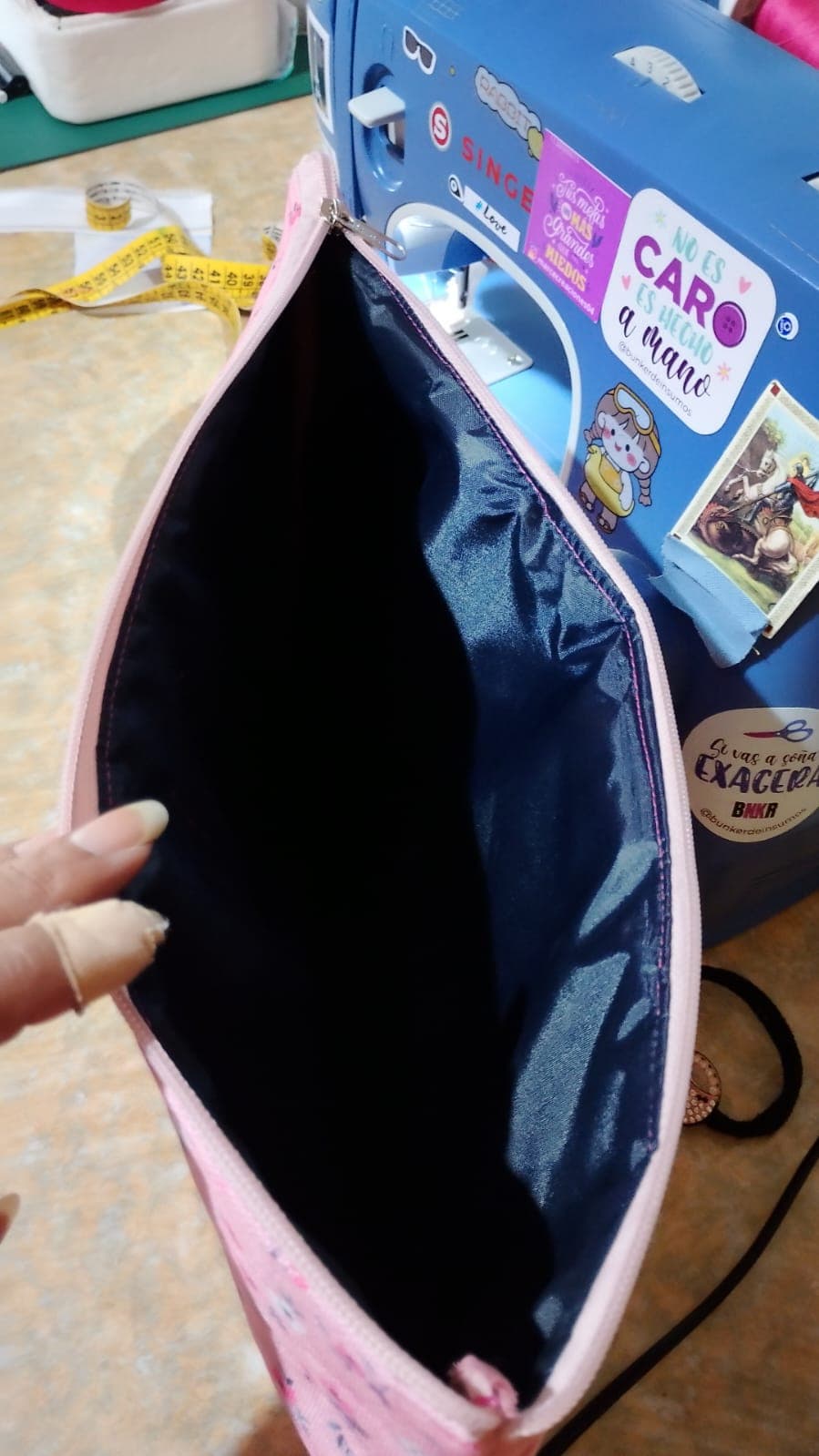 Porta notebooks / tablets – Modelo 4